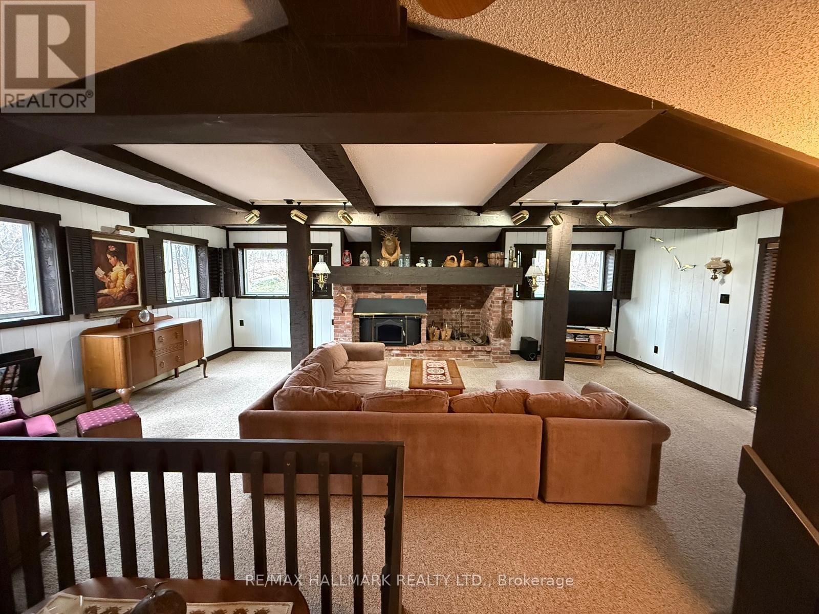 33 HURON WOODS DRIVE Image 16