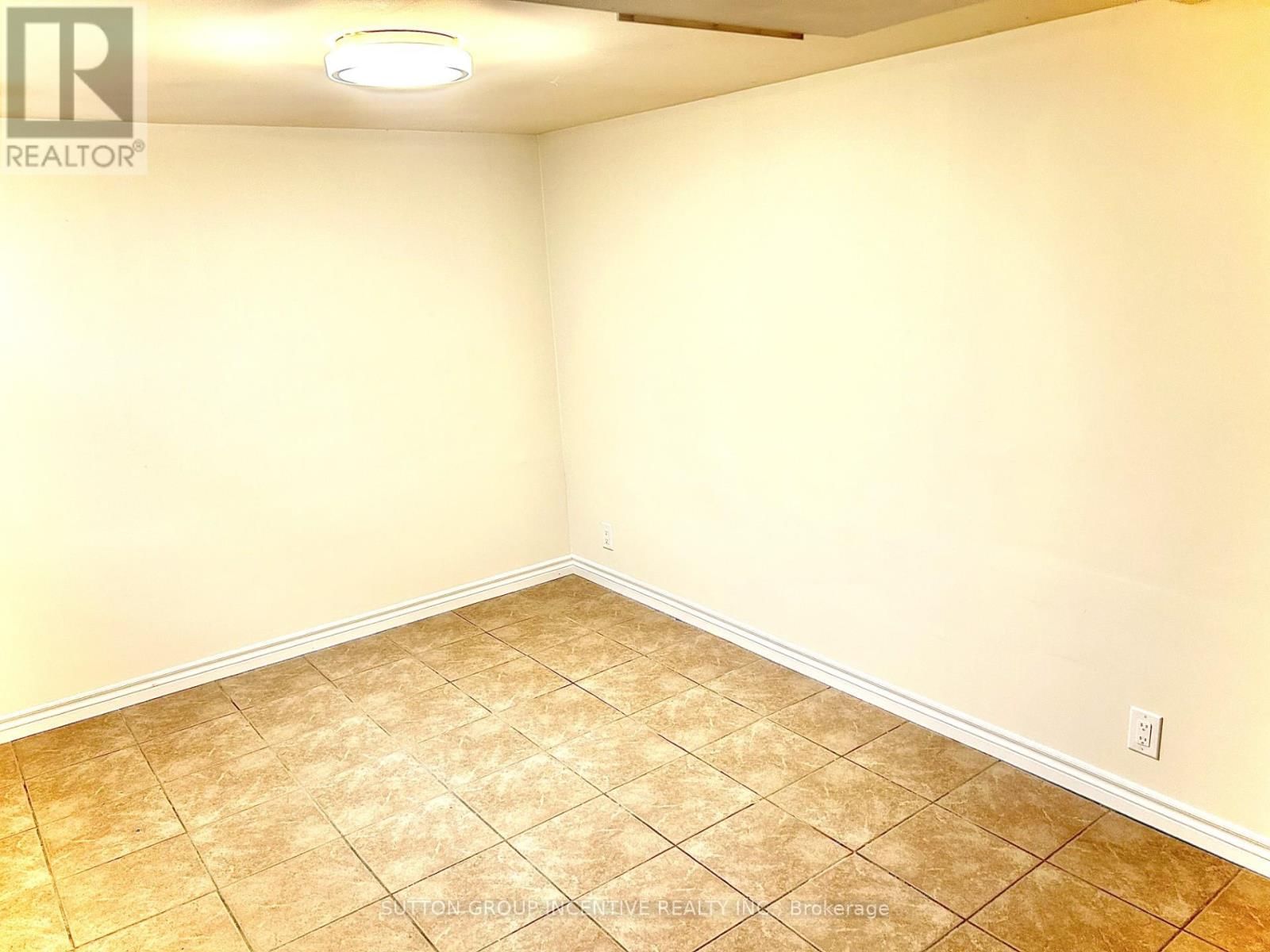 39 DONALD STREET Image 22