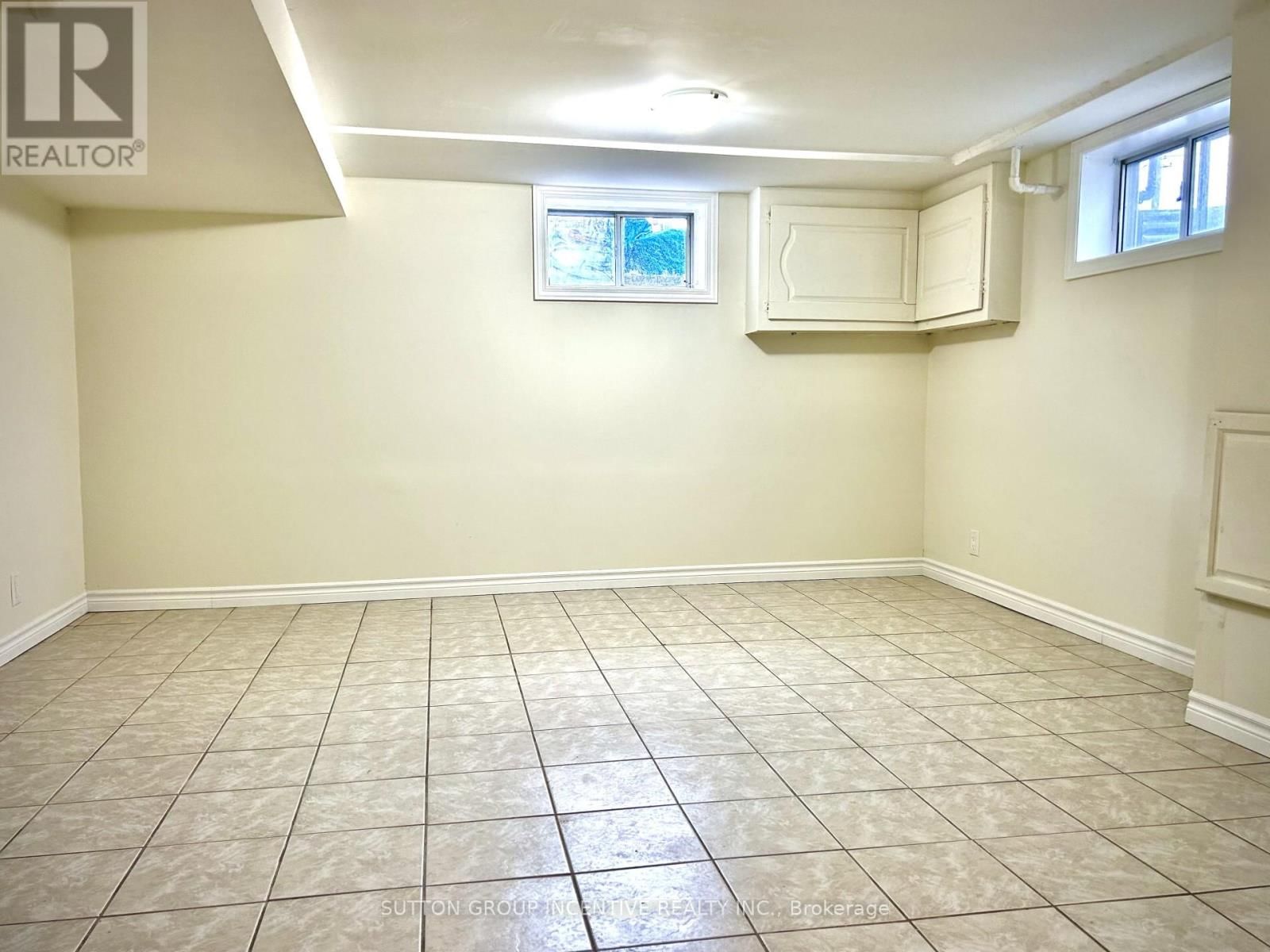 39 DONALD STREET Image 26