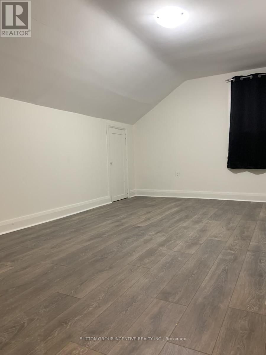 39 DONALD STREET Image 31