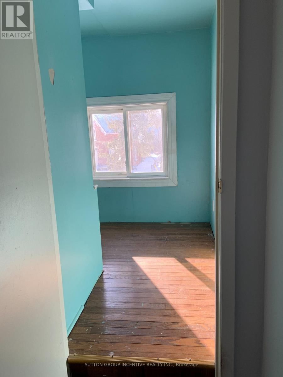 39 DONALD STREET Image 36