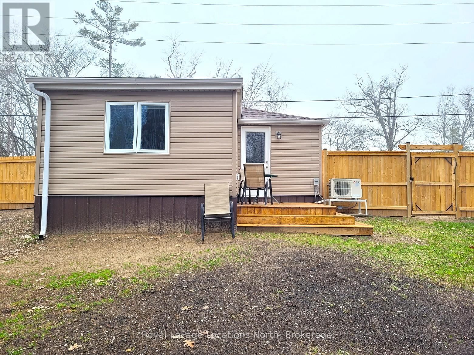 2045 RIVER ROAD WEST Image 23