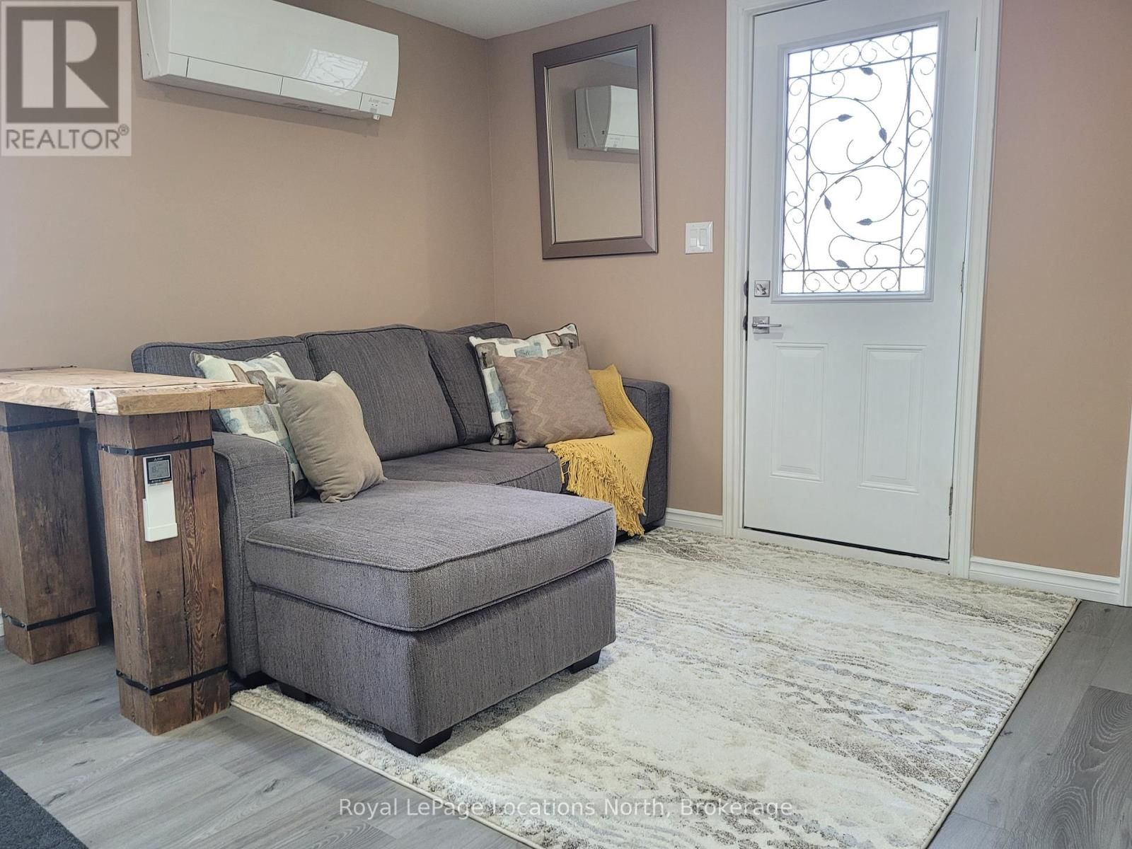 2045 RIVER ROAD WEST Image 6