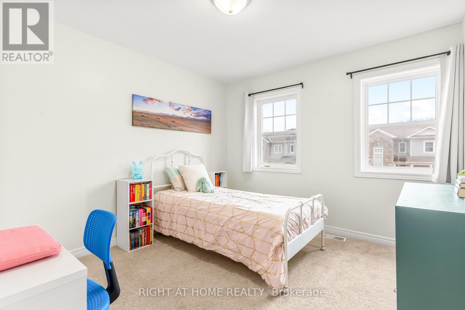 113 - 800 WEST RIDGE BOULEVARD Image 15