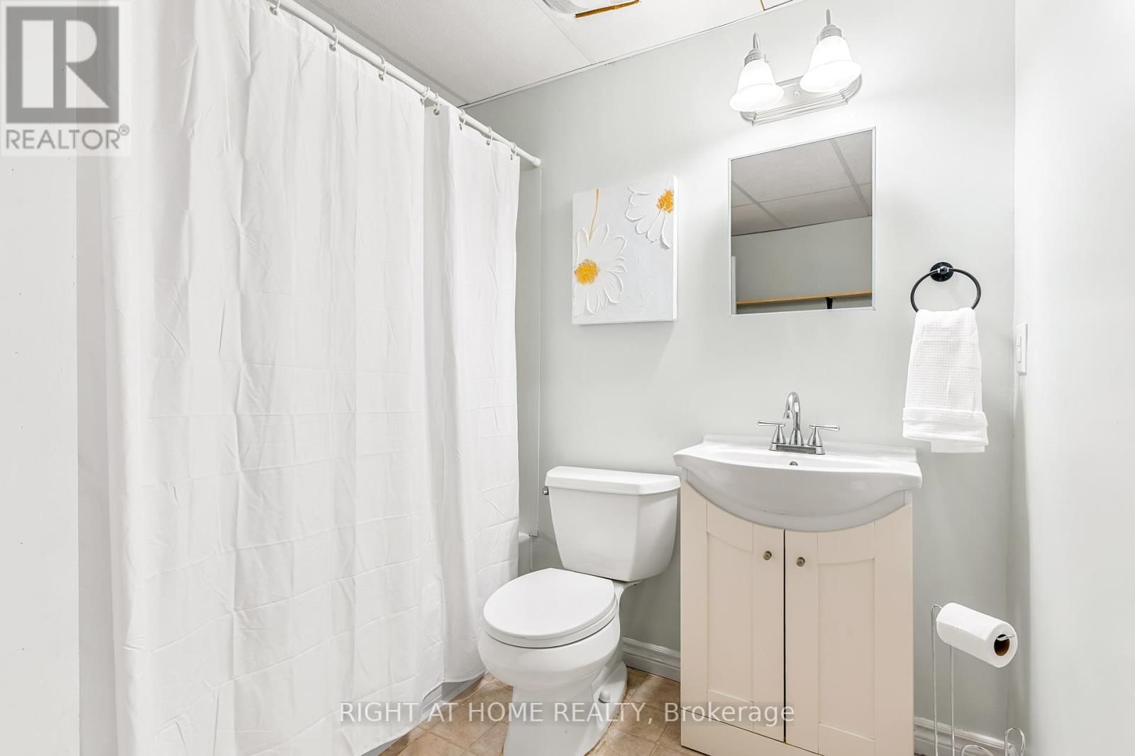 113 - 800 WEST RIDGE BOULEVARD Image 20