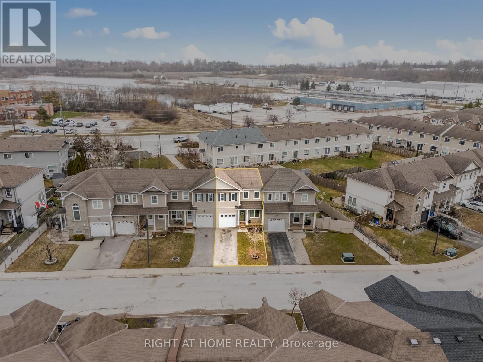 113 - 800 WEST RIDGE BOULEVARD Image 24