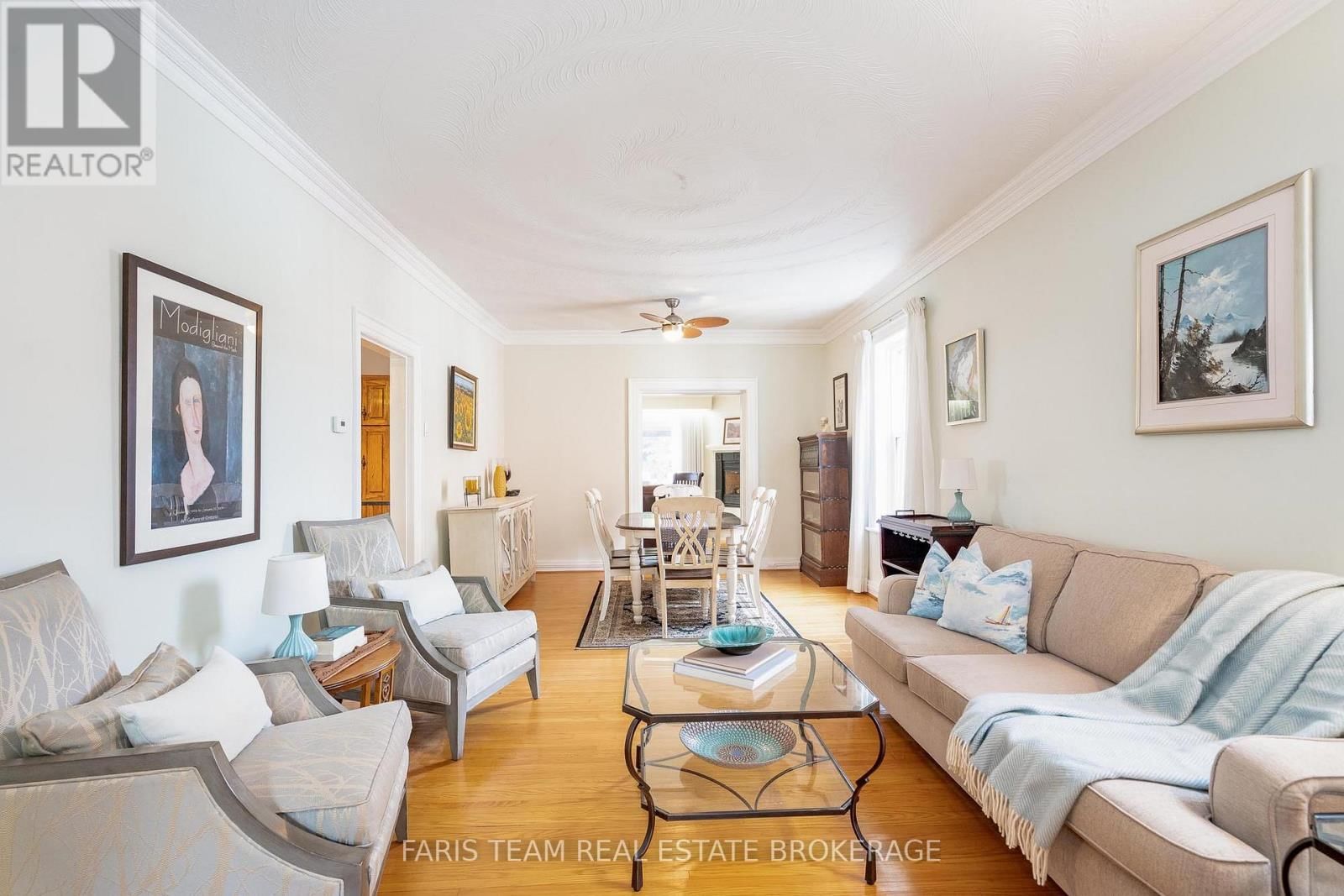 404 MANLY STREET Image 13