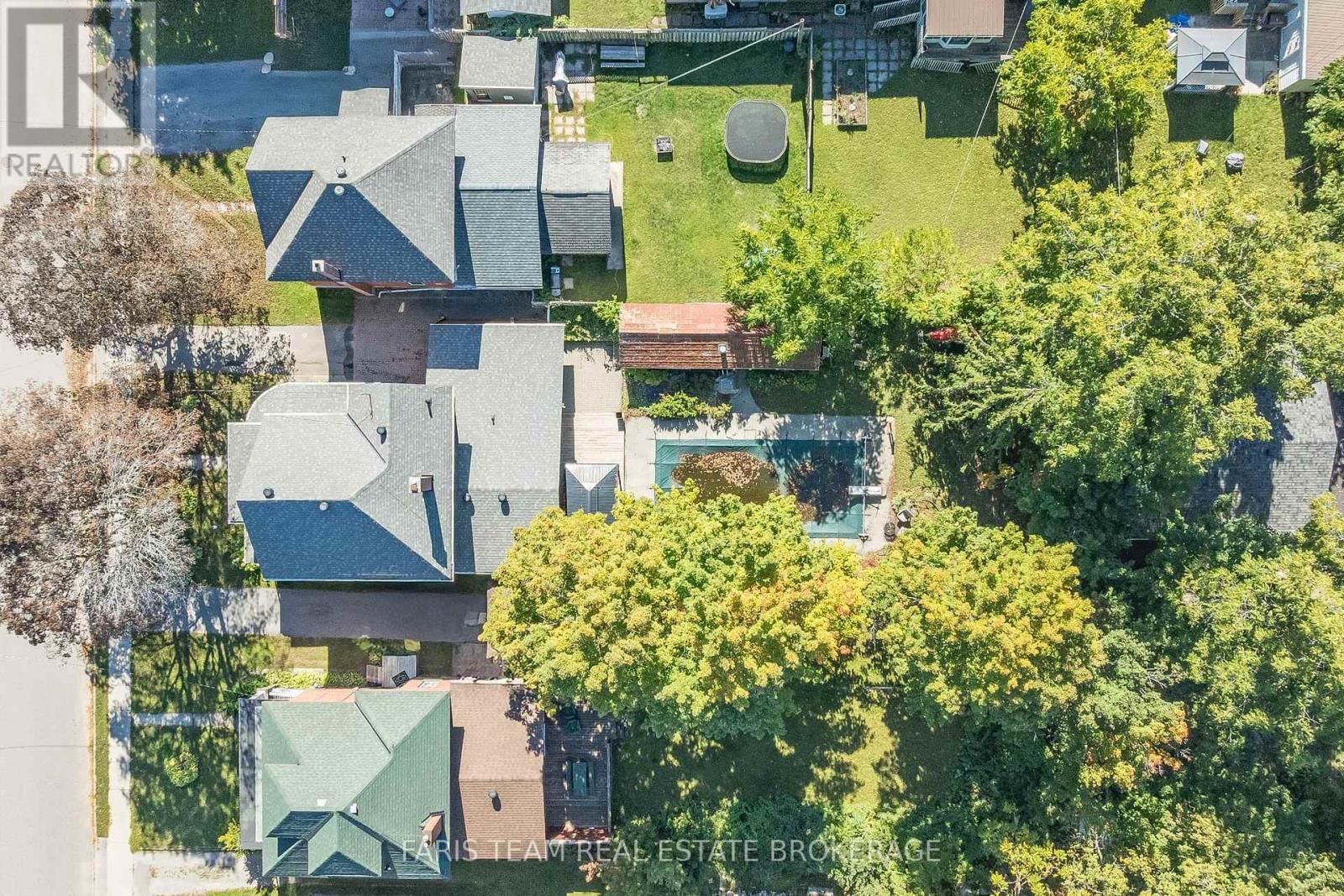 404 MANLY STREET Image 38