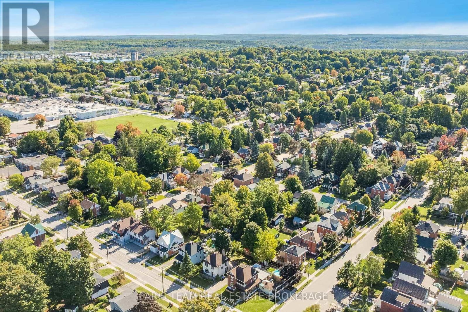 404 MANLY STREET Image 41