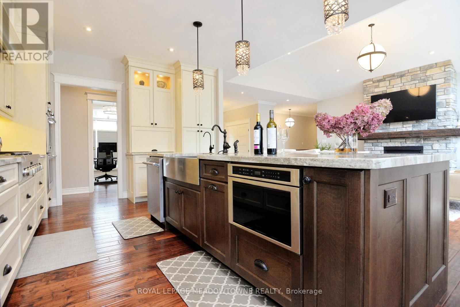 9 BLACK CREEK TRAIL Image 12