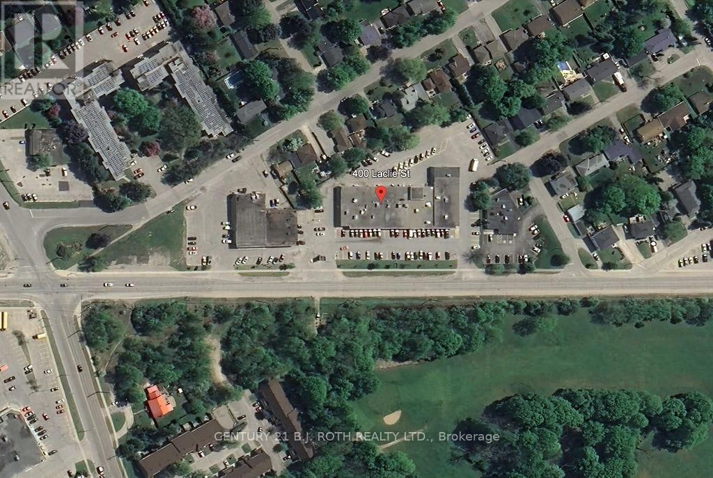 11 - 400 LACLIE STREET Image 3