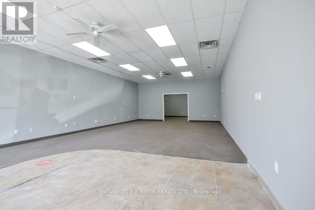 11 - 400 LACLIE STREET Image 9