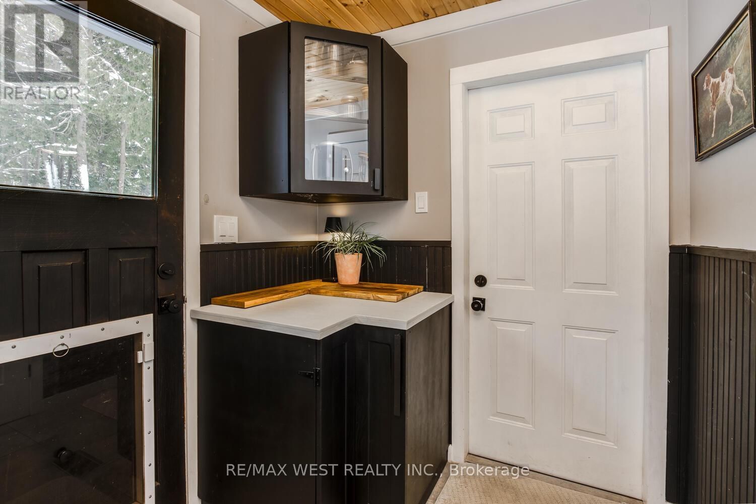 169 BAYVIEW AVENUE EAST Image 20