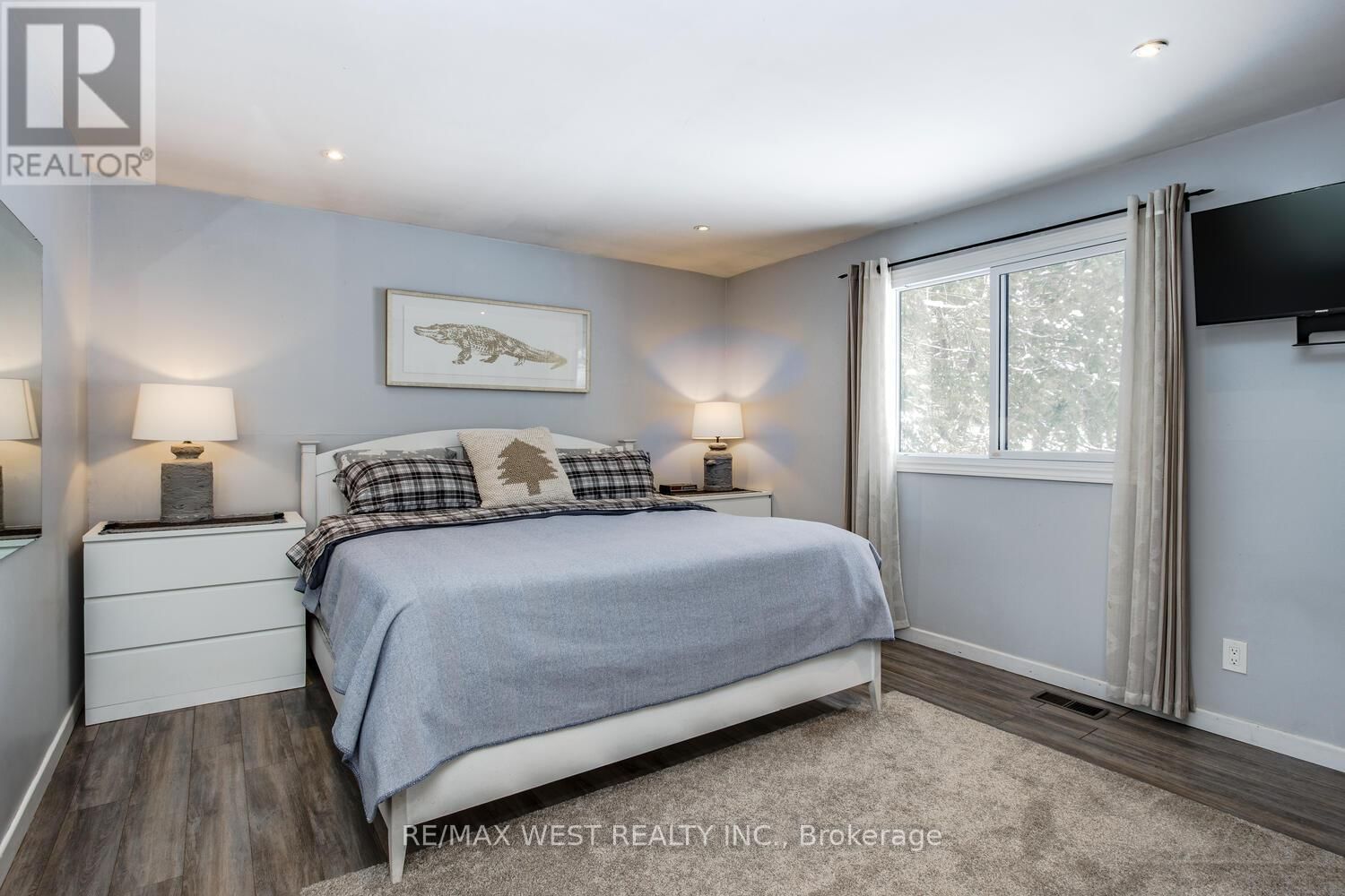 169 BAYVIEW AVENUE EAST Image 23