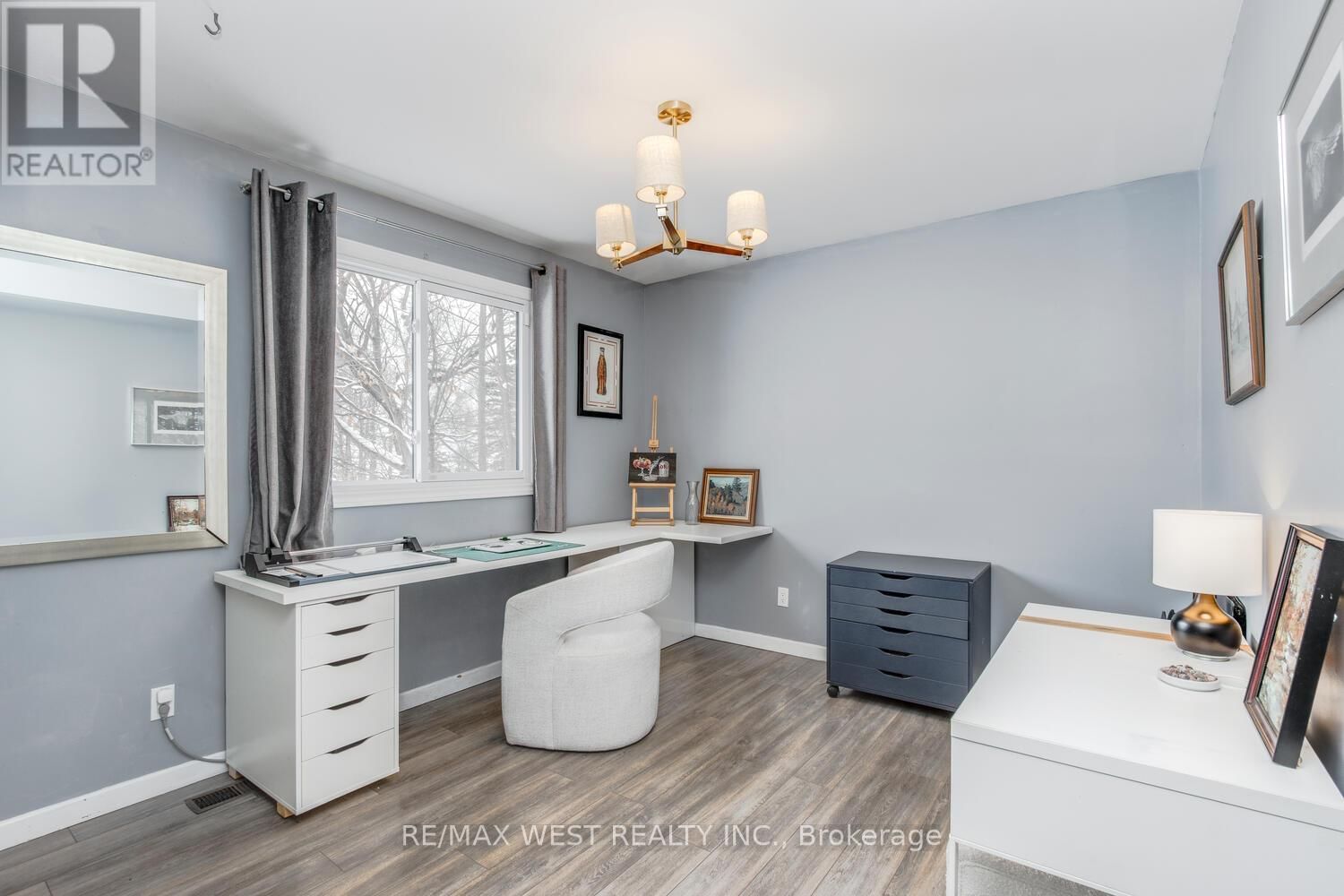 169 BAYVIEW AVENUE EAST Image 27