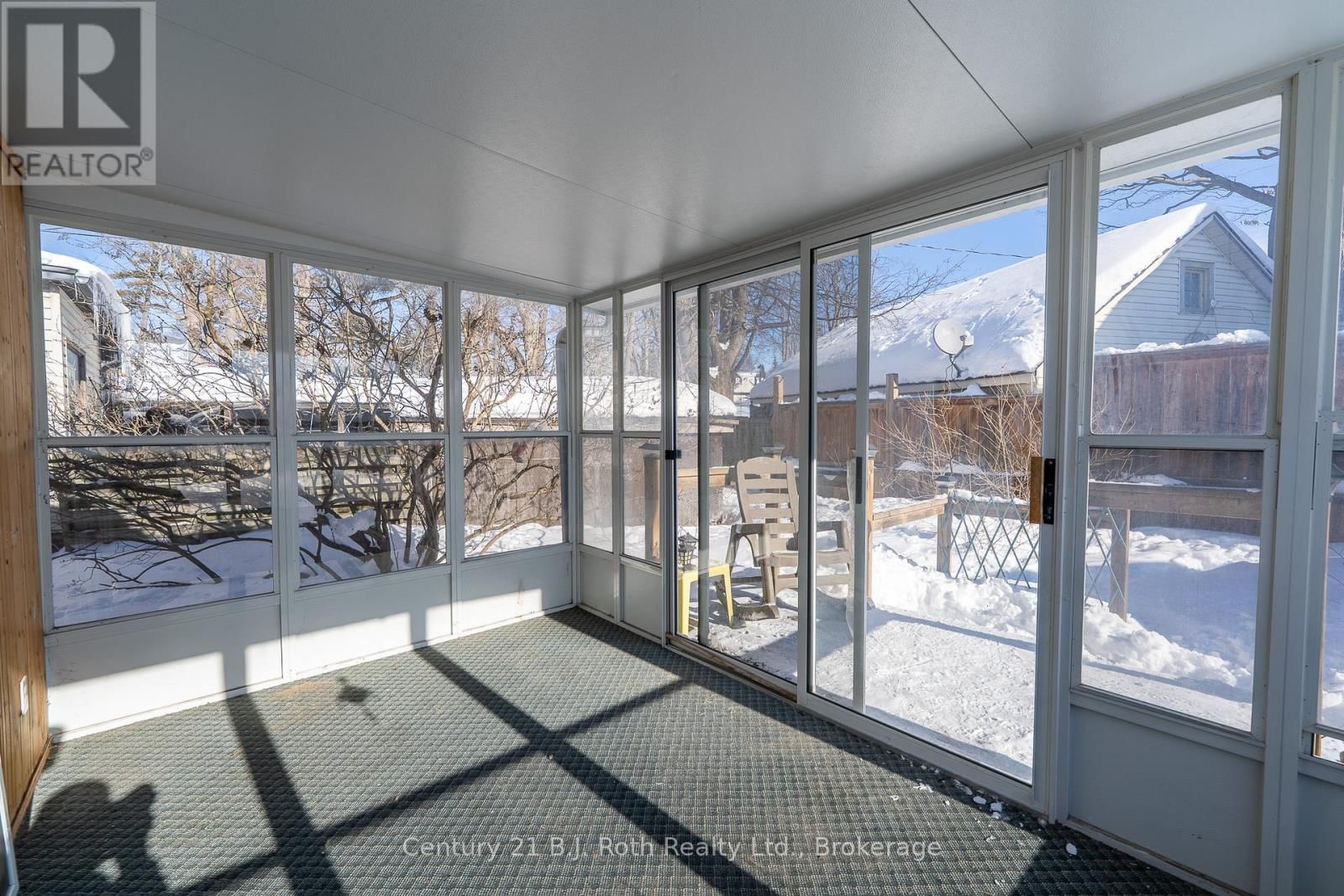 44 WILLIAM STREET Image 17