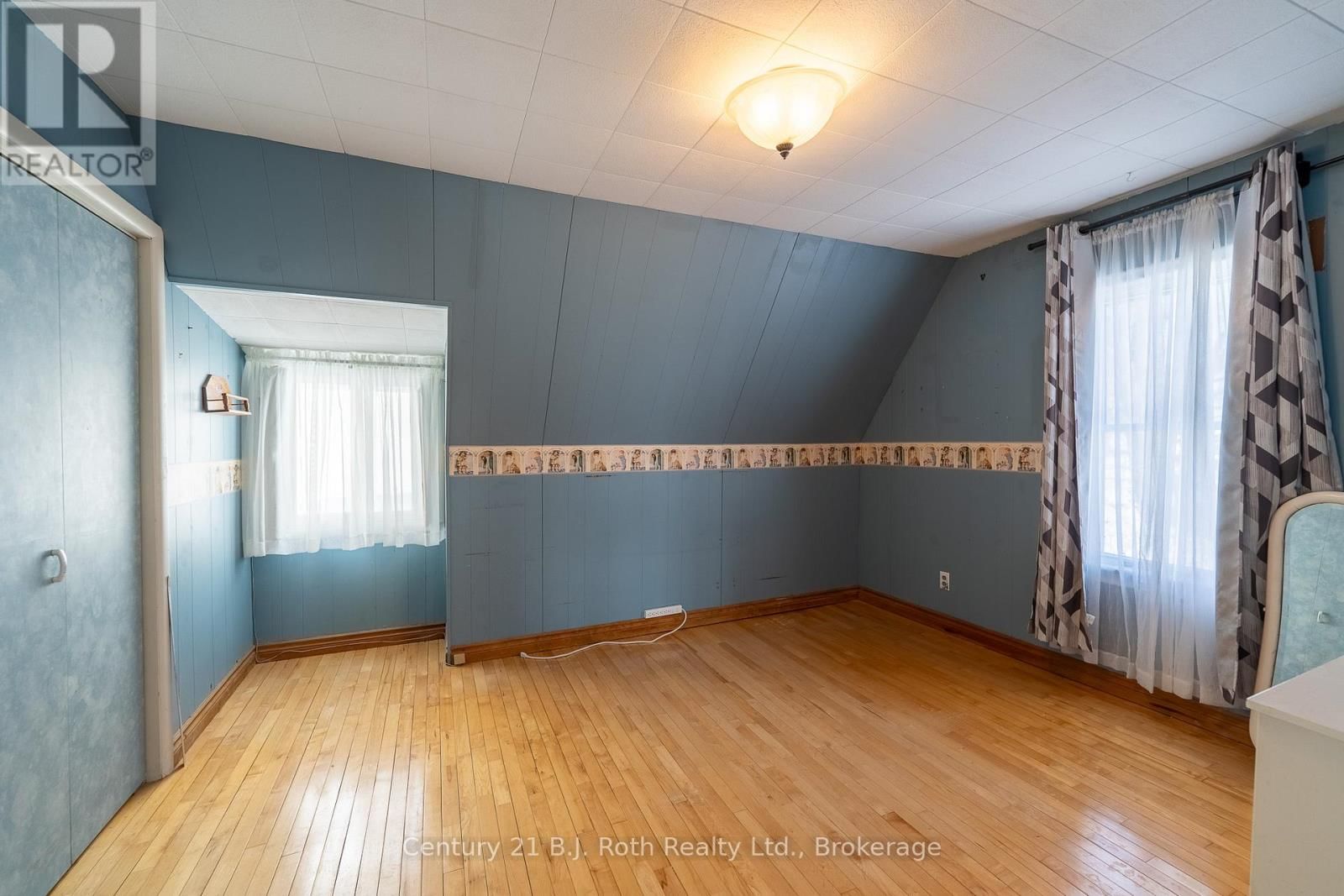 44 WILLIAM STREET Image 23