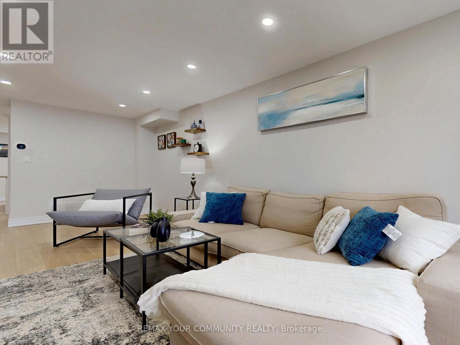 281 FERNDALE DRIVE SOUTH Image 5