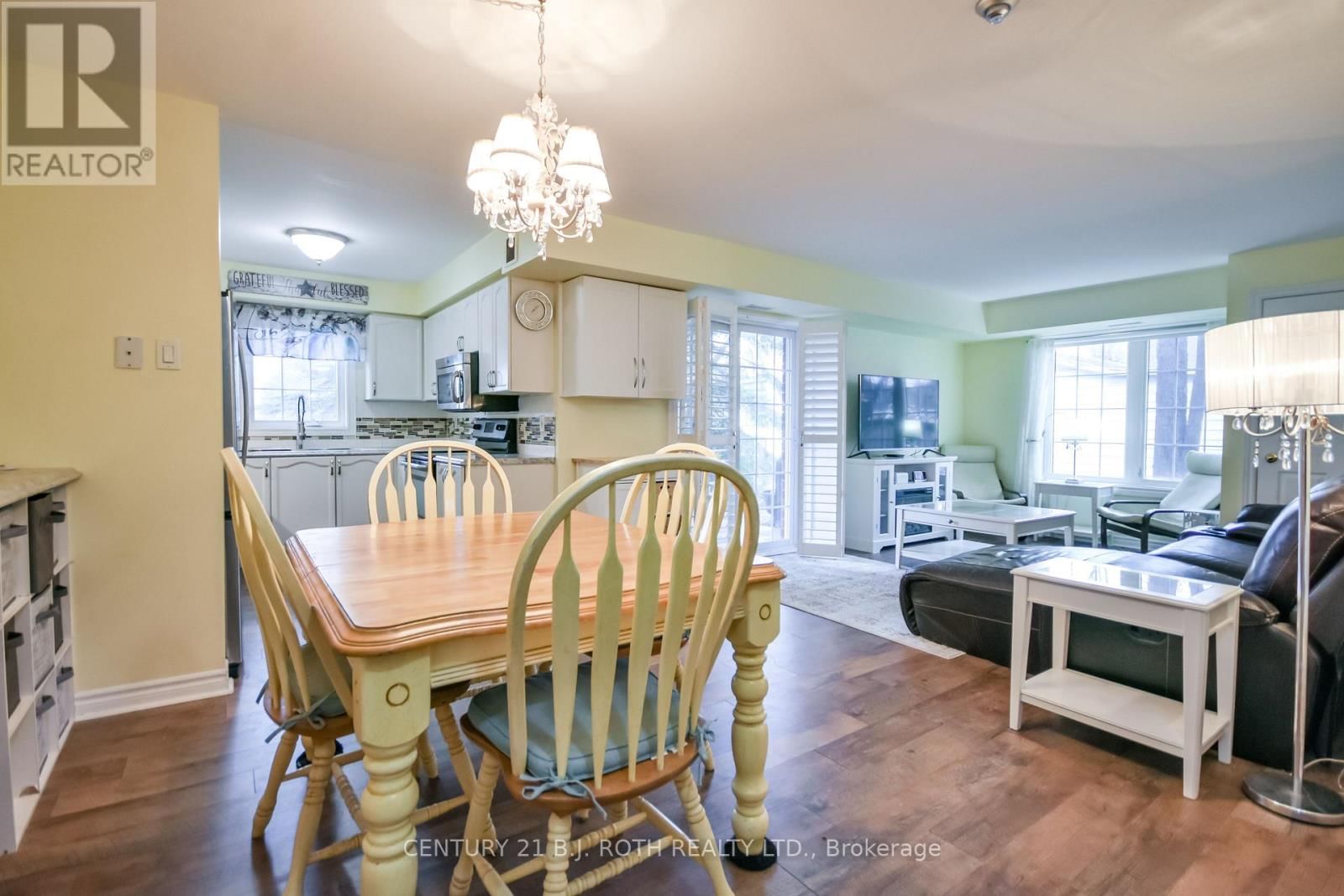 114 - 49 JACOBS TERRACE Image 3