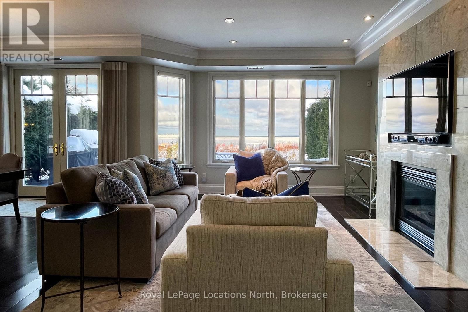 104 - 40 TROTT BOULEVARD Image 12