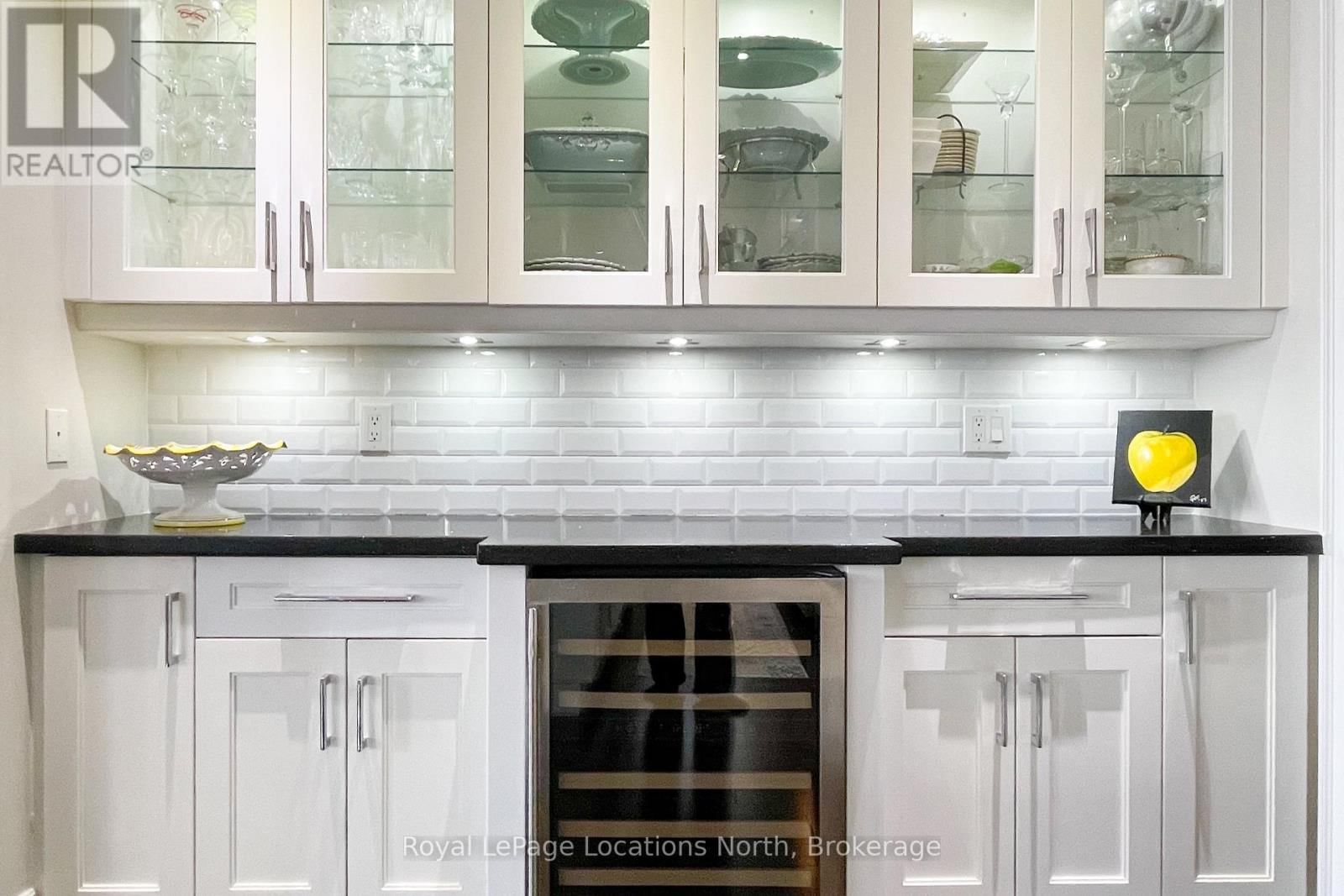 104 - 40 TROTT BOULEVARD Image 8