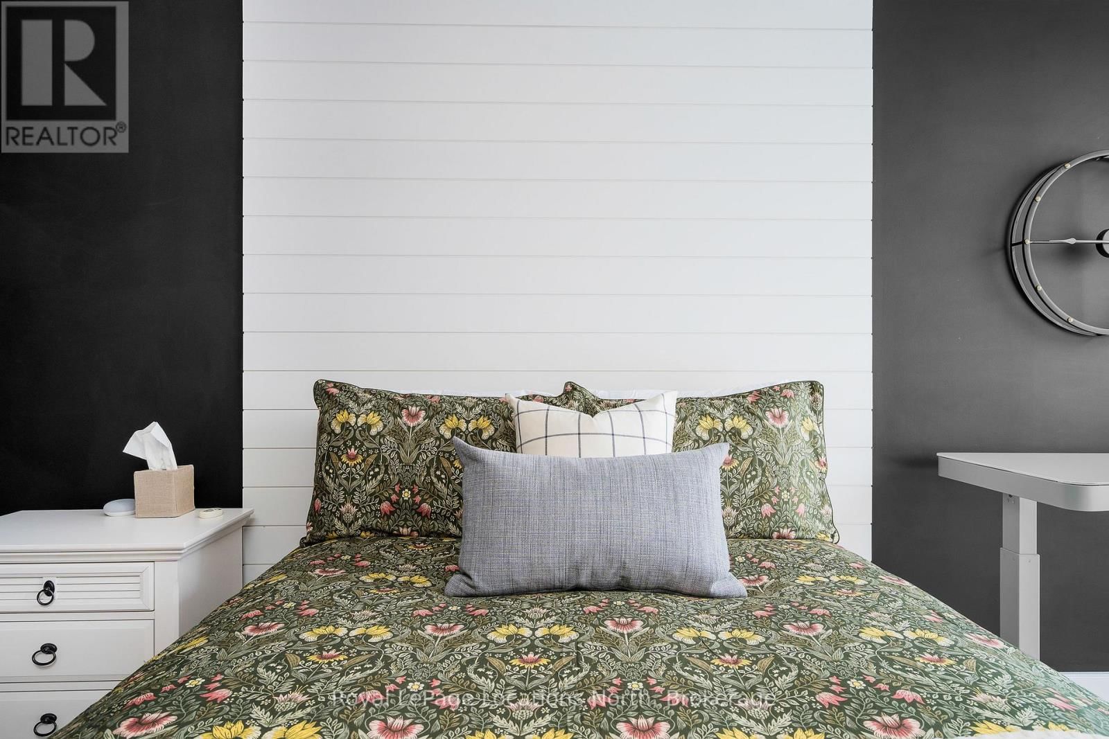 901 - 24 RAMBLINGS WAY Image 21