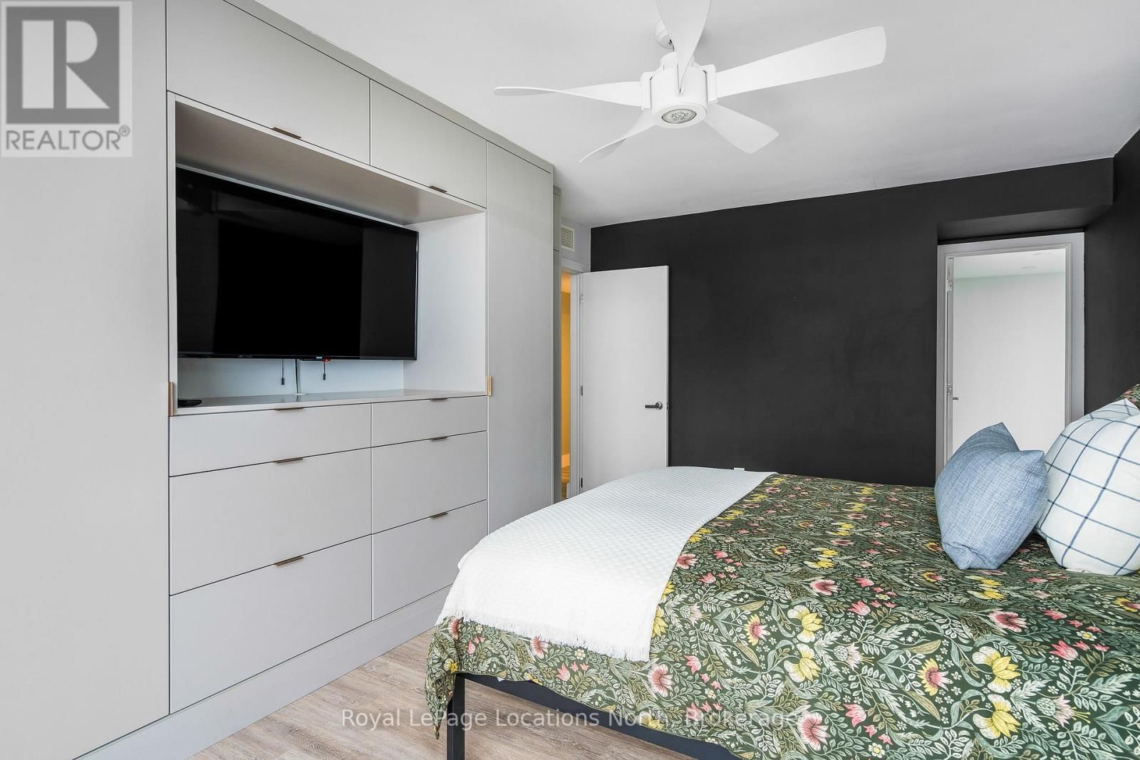 901 - 24 RAMBLINGS WAY Image 22