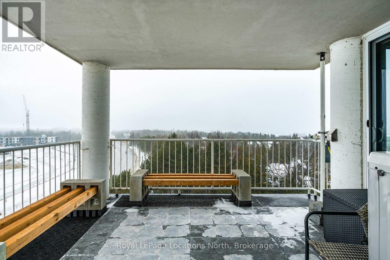 901 - 24 RAMBLINGS WAY Image 38