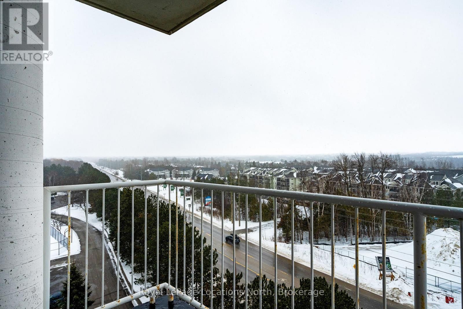 901 - 24 RAMBLINGS WAY Image 39