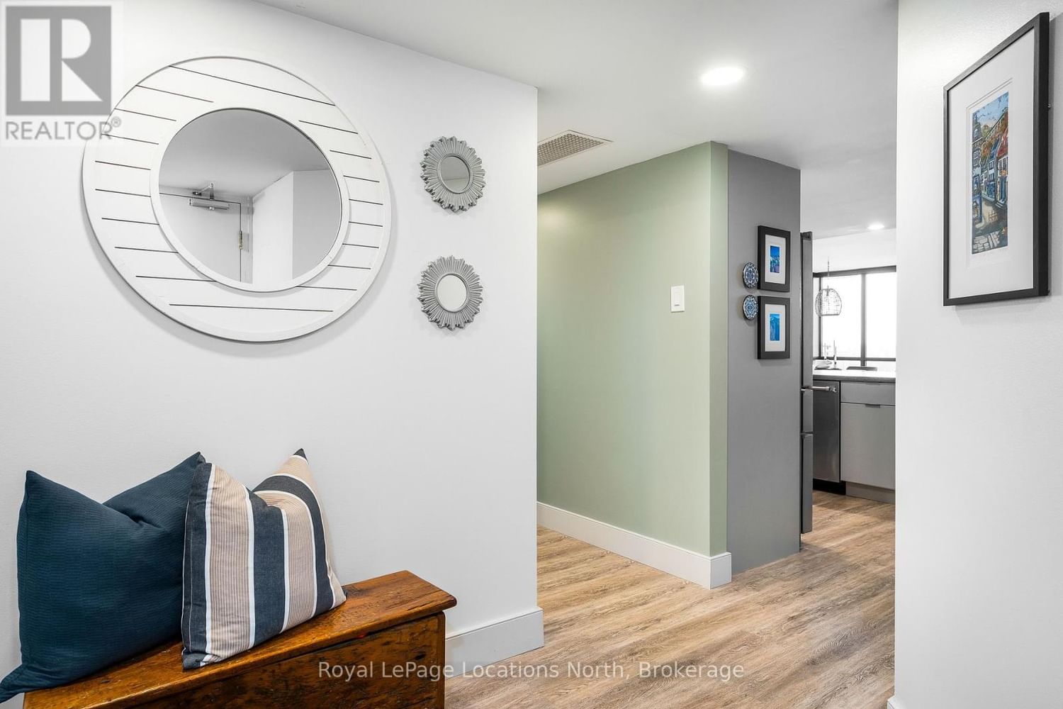 901 - 24 RAMBLINGS WAY Image 4