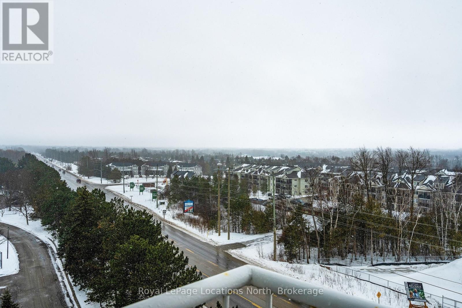 901 - 24 RAMBLINGS WAY Image 40