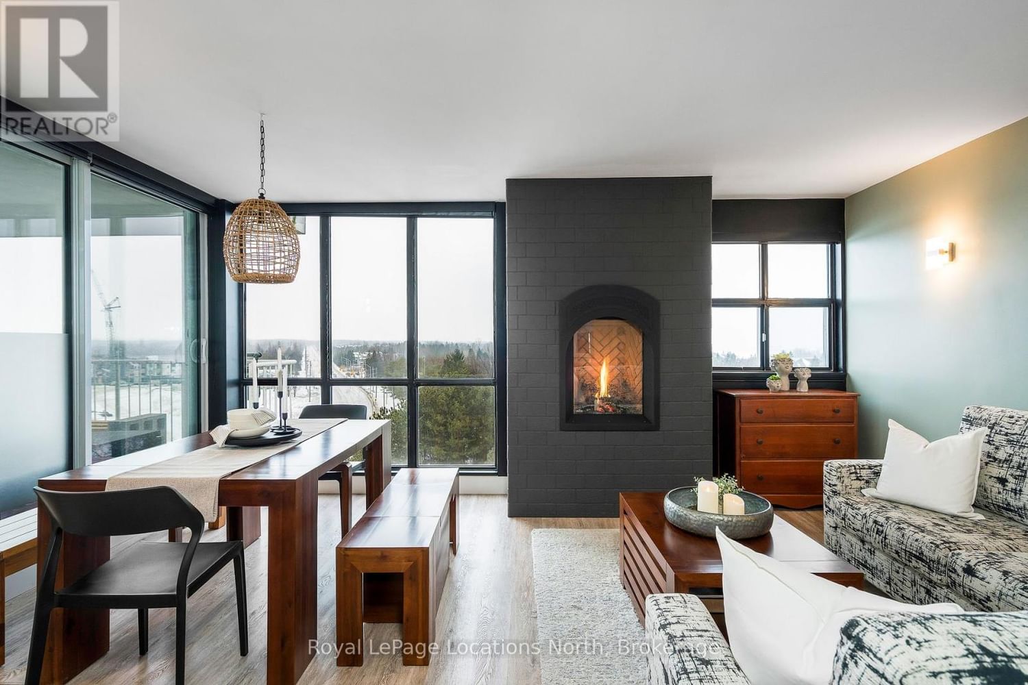 901 - 24 RAMBLINGS WAY Image 6