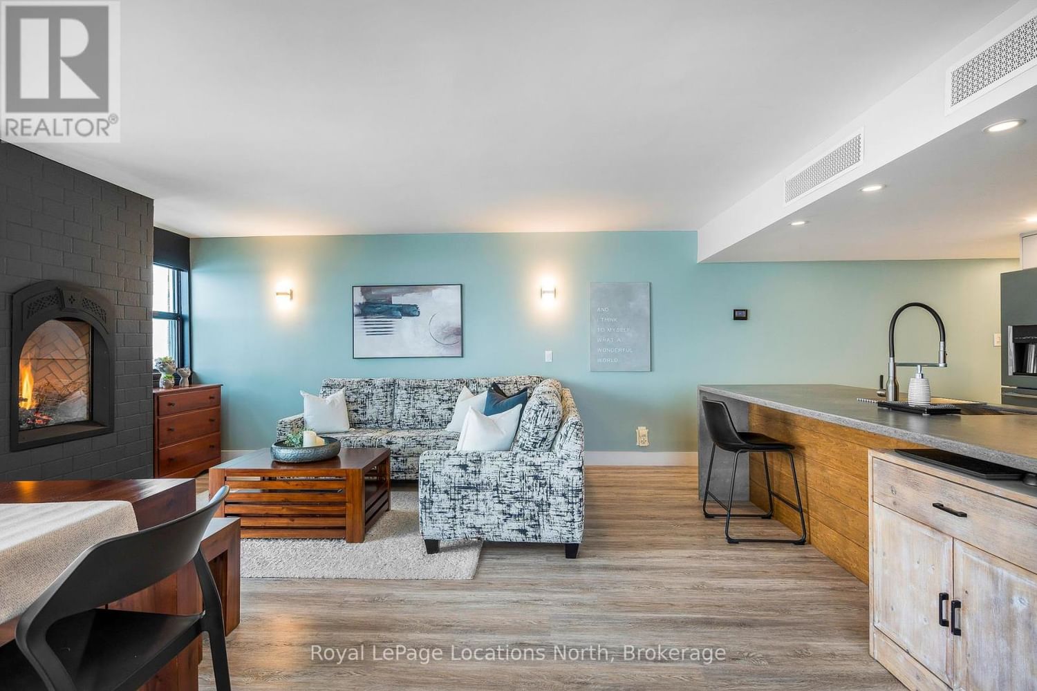 901 - 24 RAMBLINGS WAY Image 7