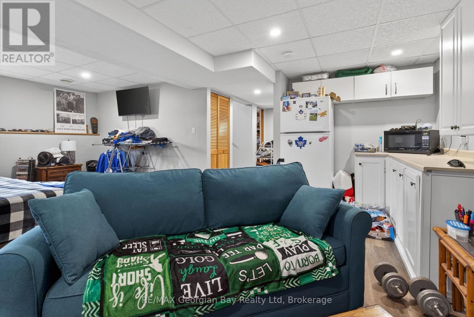 19 MERCER CRESCENT Image 19