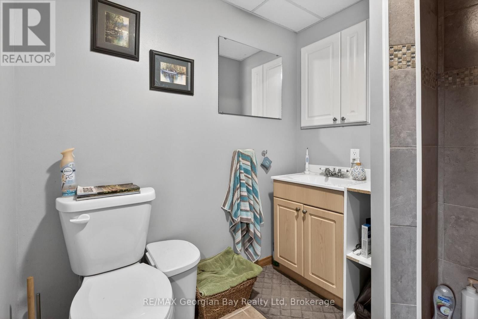 19 MERCER CRESCENT Image 22