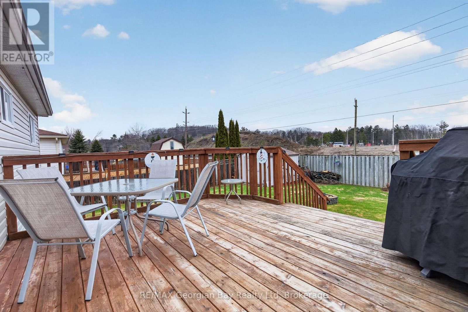 19 MERCER CRESCENT Image 23