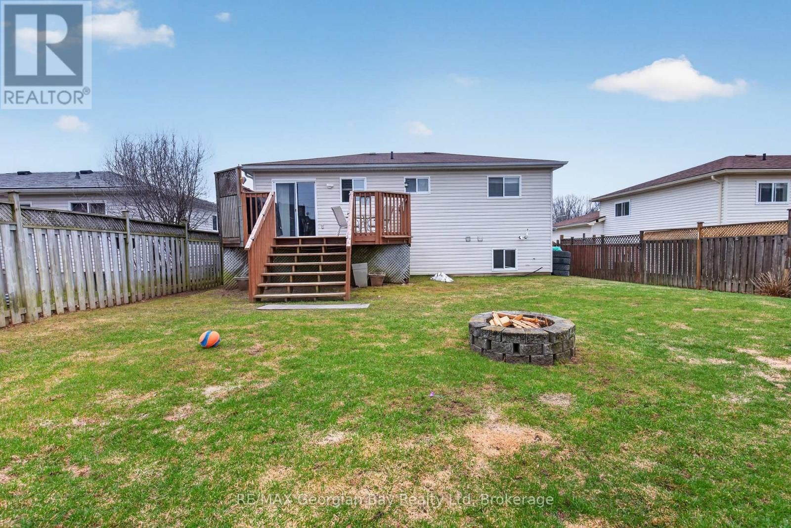 19 MERCER CRESCENT Image 26