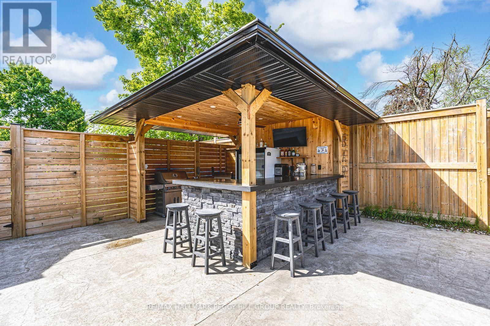 2484 HIGHWAY 11 SOUTH Image 18