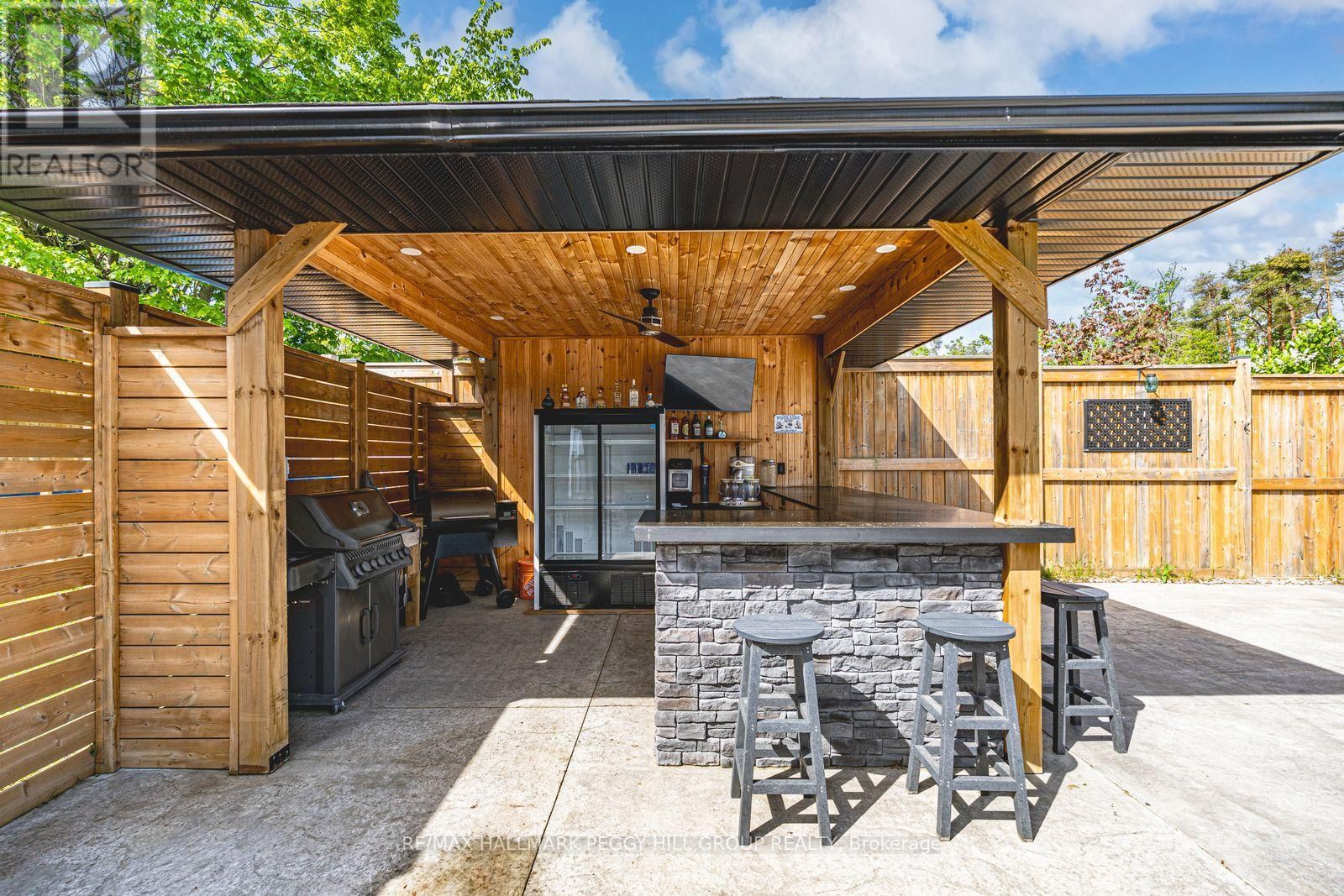 2484 HIGHWAY 11 SOUTH Image 19