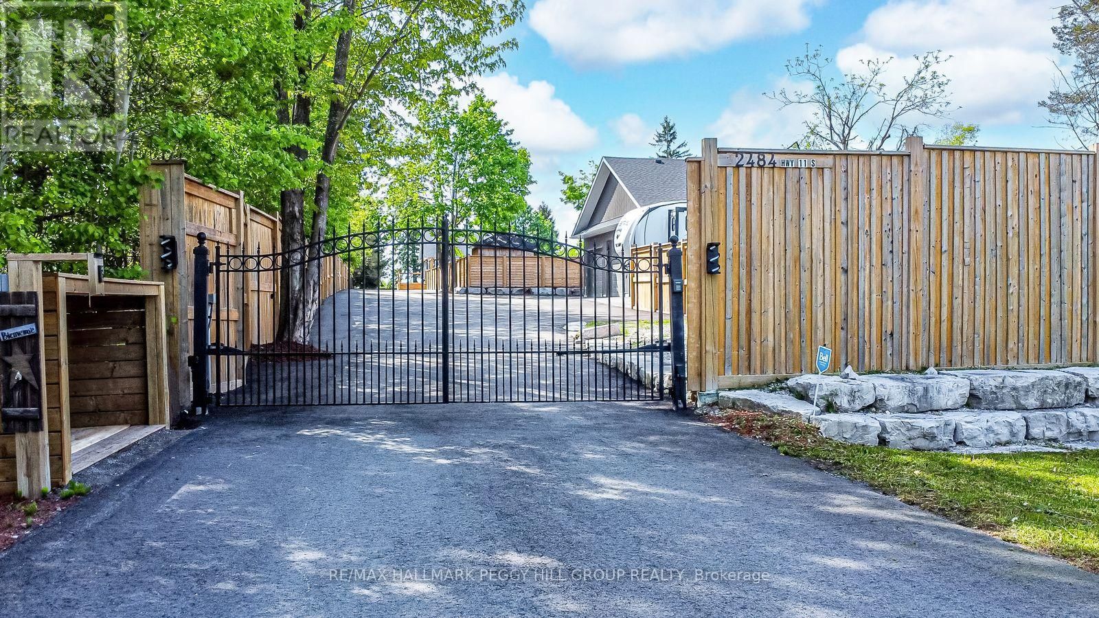 2484 HIGHWAY 11 SOUTH Image 34