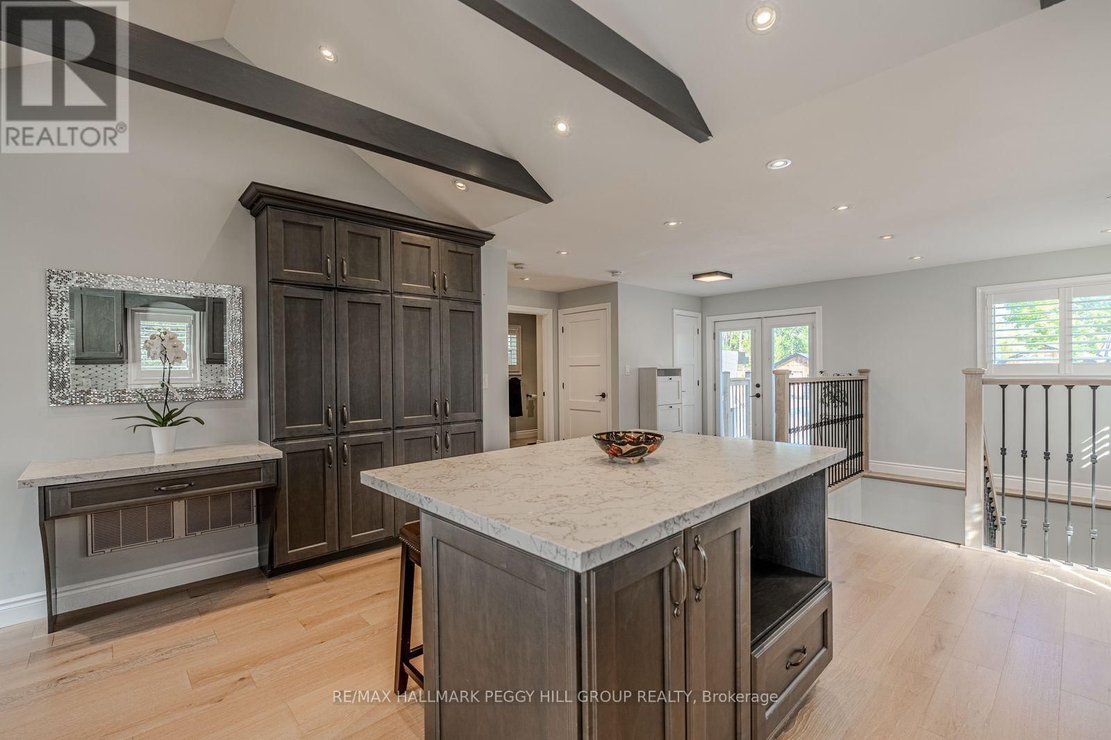 2484 HIGHWAY 11 SOUTH Image 7