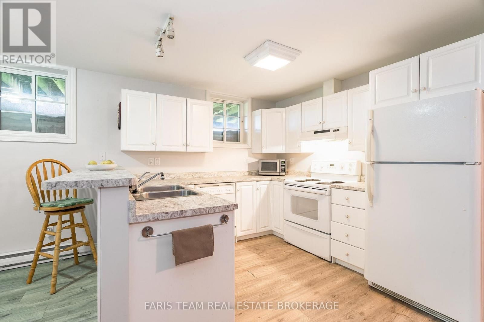 8485 HIGHWAY 93 Image 24