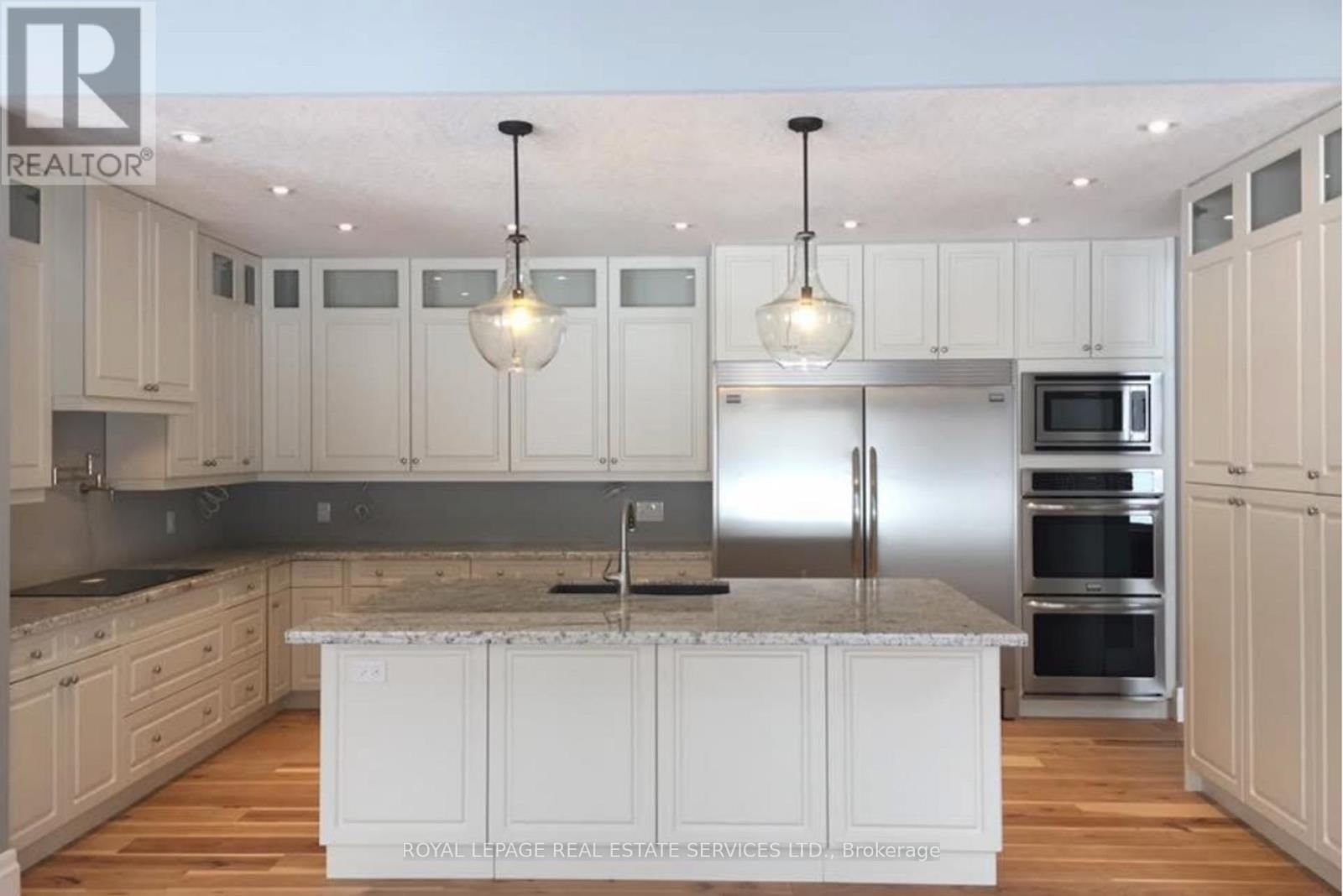 18 WALNUT DRIVE Image 1