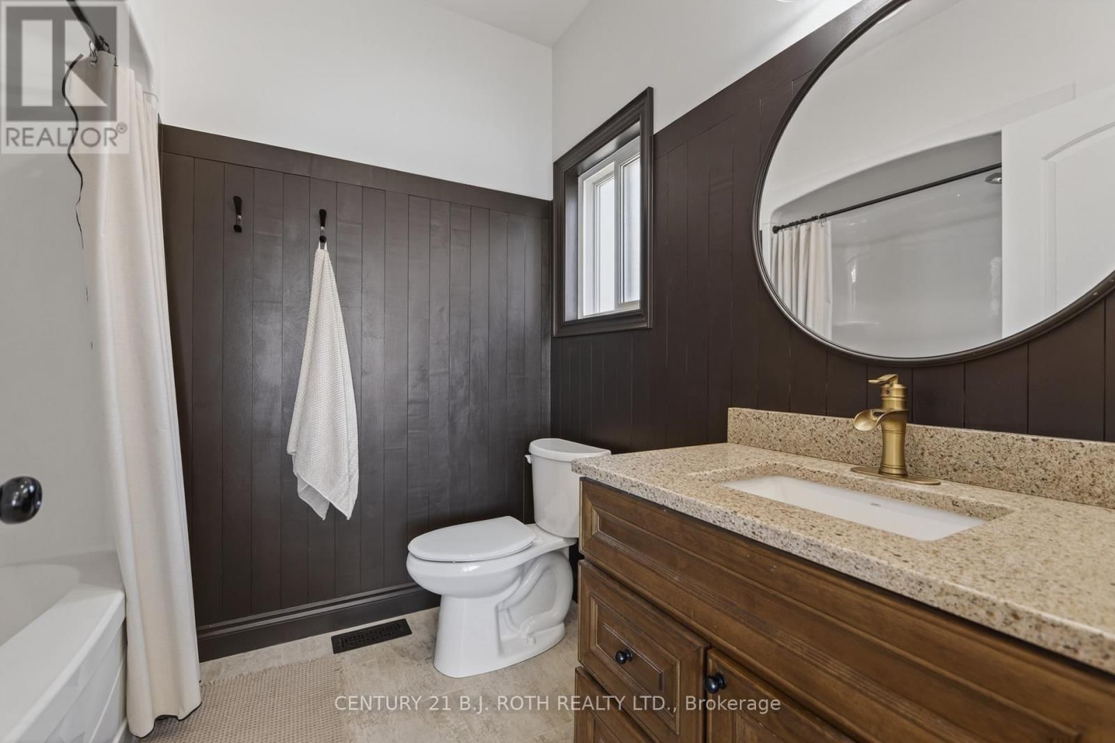 1931 WOODS BAY ROAD Image 20