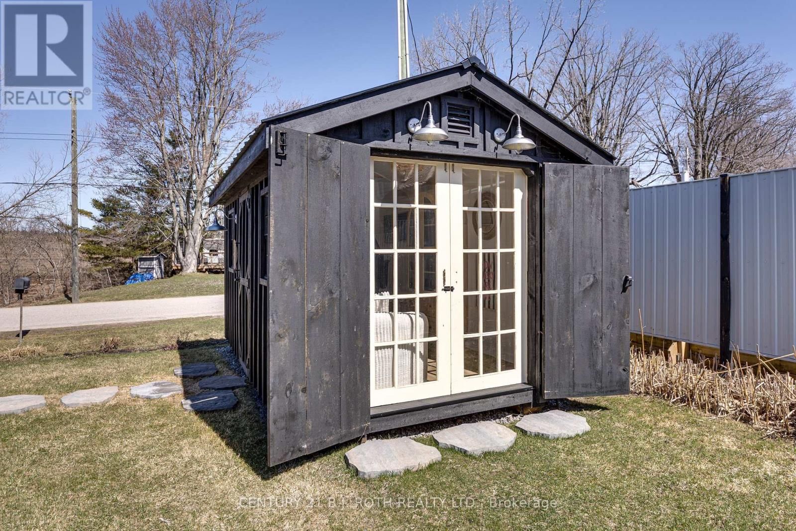 1931 WOODS BAY ROAD Image 32