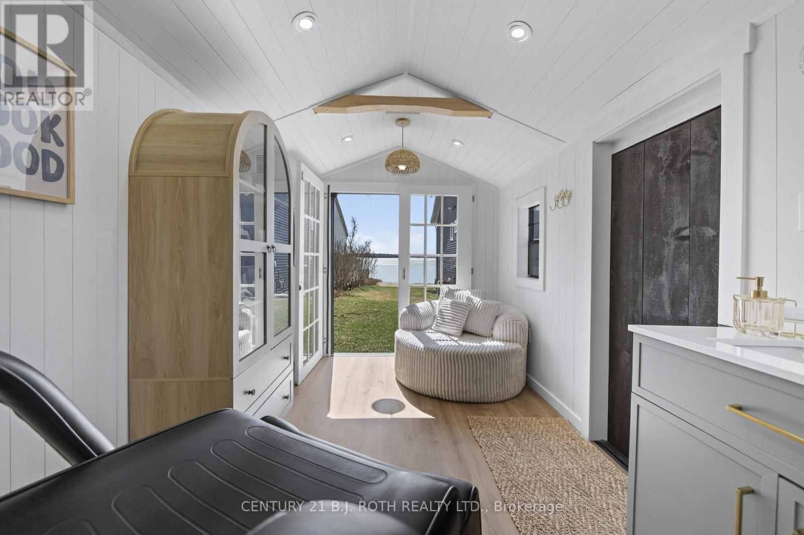 1931 WOODS BAY ROAD Image 35