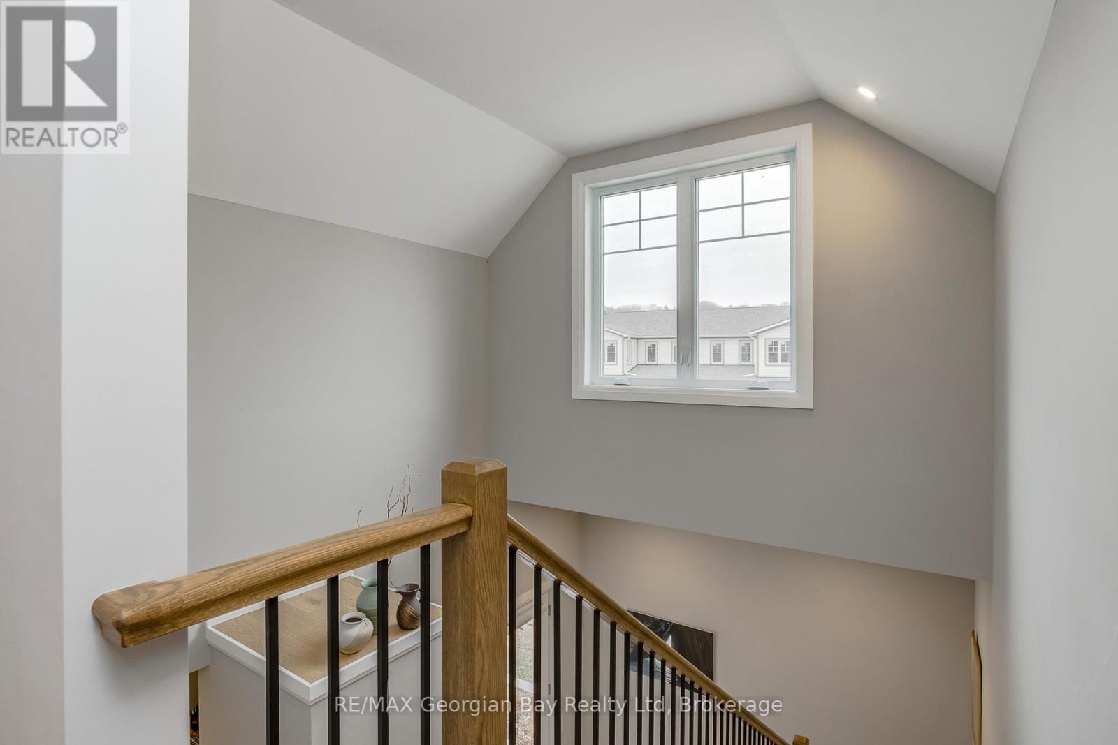 2 MAGAZINE STREET Image 26