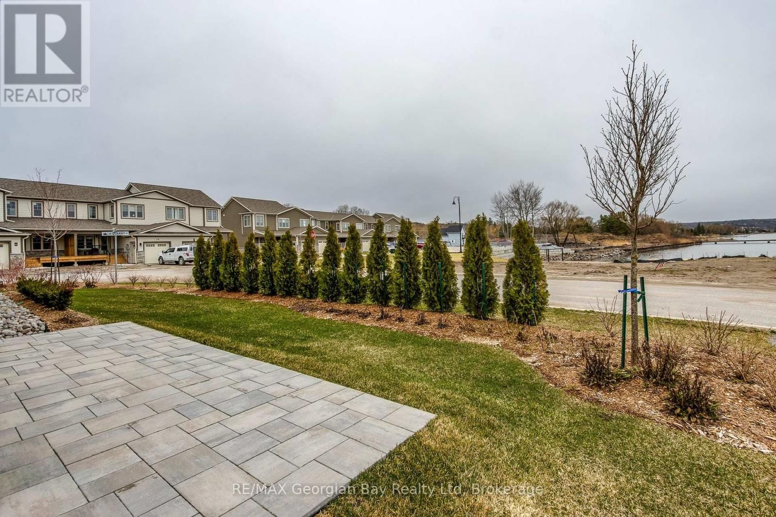 2 MAGAZINE STREET Image 40