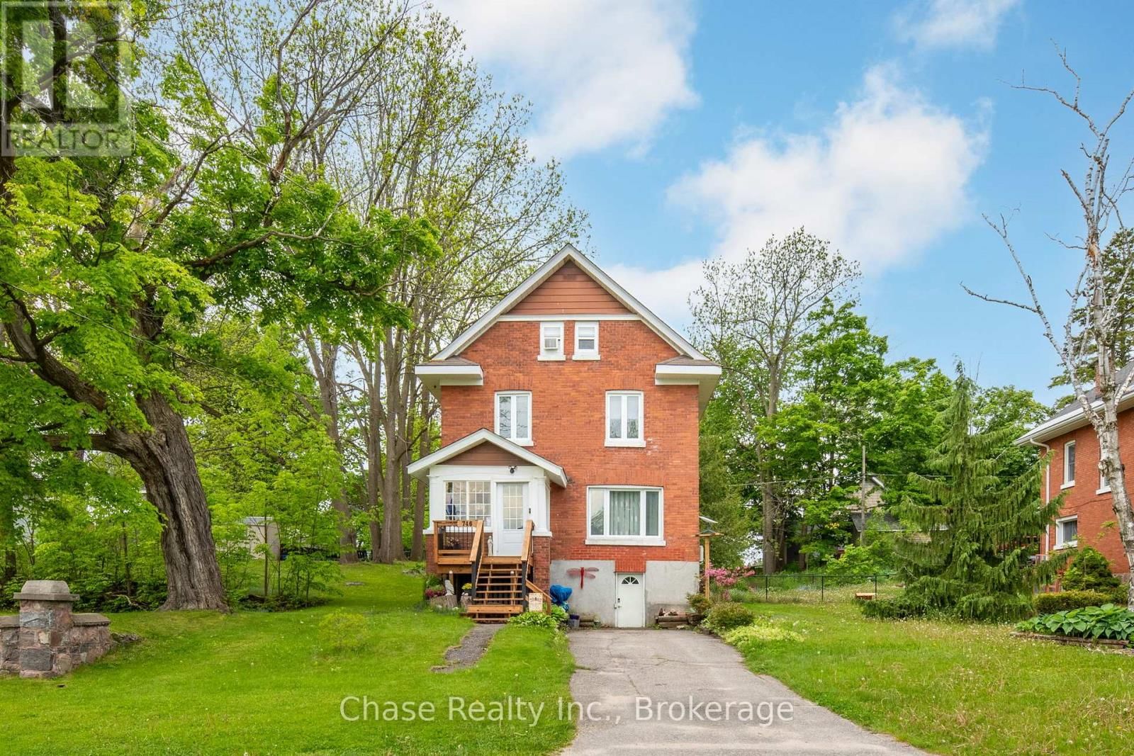 746 SIXTH AVENUE Image 1