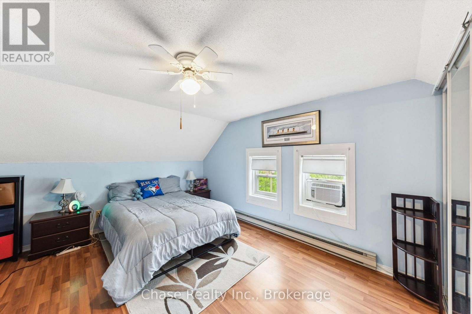 746 SIXTH AVENUE Image 21